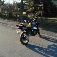 Yamaha tdr 250
