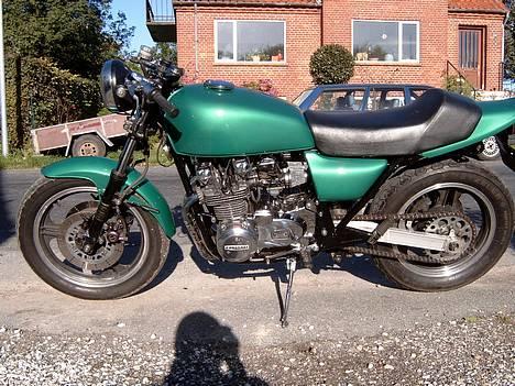 Kawasaki Z 650 B1 (solgt) - Her er den samlet. billede 1