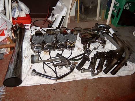 Kawasaki Z 650 B1 (solgt) - Her er en del af drivkraften. billede 4