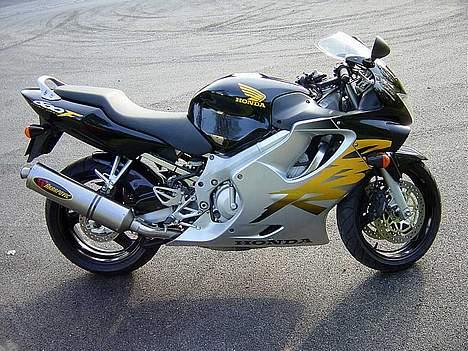 Honda CBR 600 F4 billede 1