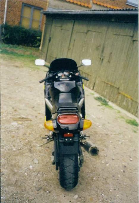 Kawasaki ZZ-R 1100 billede 2
