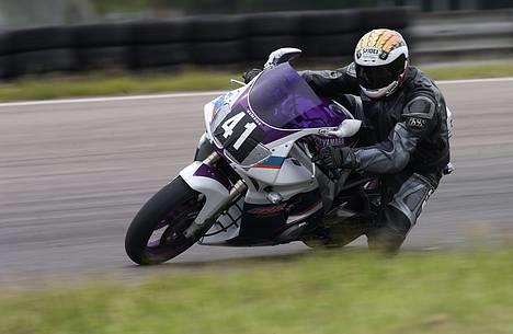 Yamaha FZR 600 R - En sjov dag på Knutstorp...! billede 1