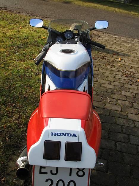 Honda VFR 400R NC30 billede 6