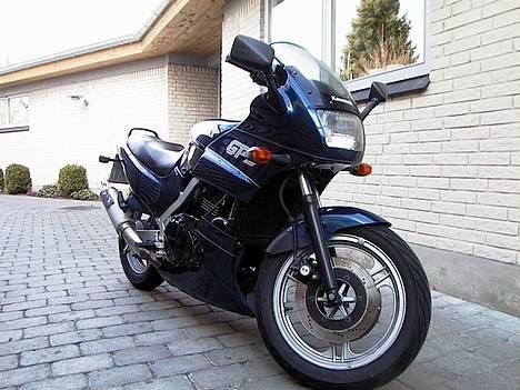 Kawasaki GPZ 500 S SOLGT billede 1