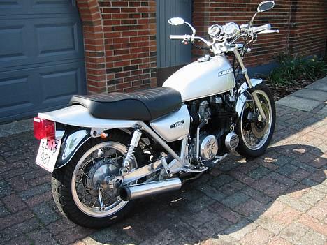 Kawasaki Z 650 - - en lav lille damecykel!.. billede 1