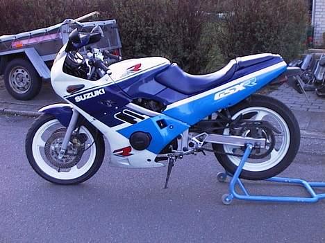 Suzuki GSXR 250 SOLGT billede 4