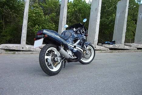 Suzuki gsx-R 250 billede 2