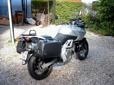 Suzuki DL650K4 V-Strom billede 2