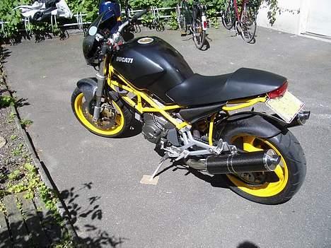 Ducati MONSTER 600 ER SOLGT billede 2