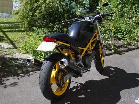 Ducati MONSTER 600 ER SOLGT billede 7