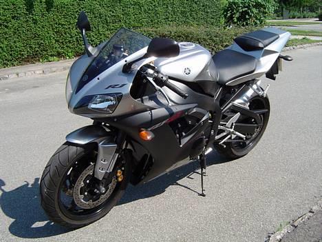 Yamaha YZF-R1 billede 7