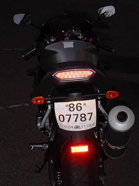 Yamaha YZF-R1 billede 8