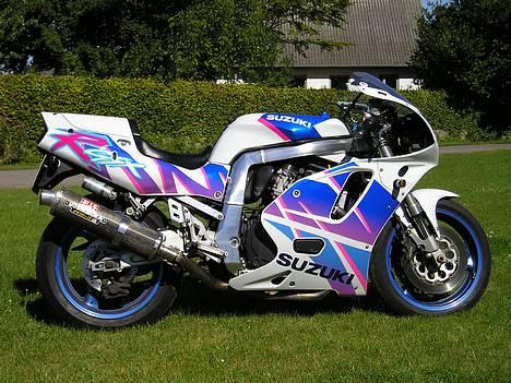 Suzuki GSX-R 750 W (SOLGT) billede 1