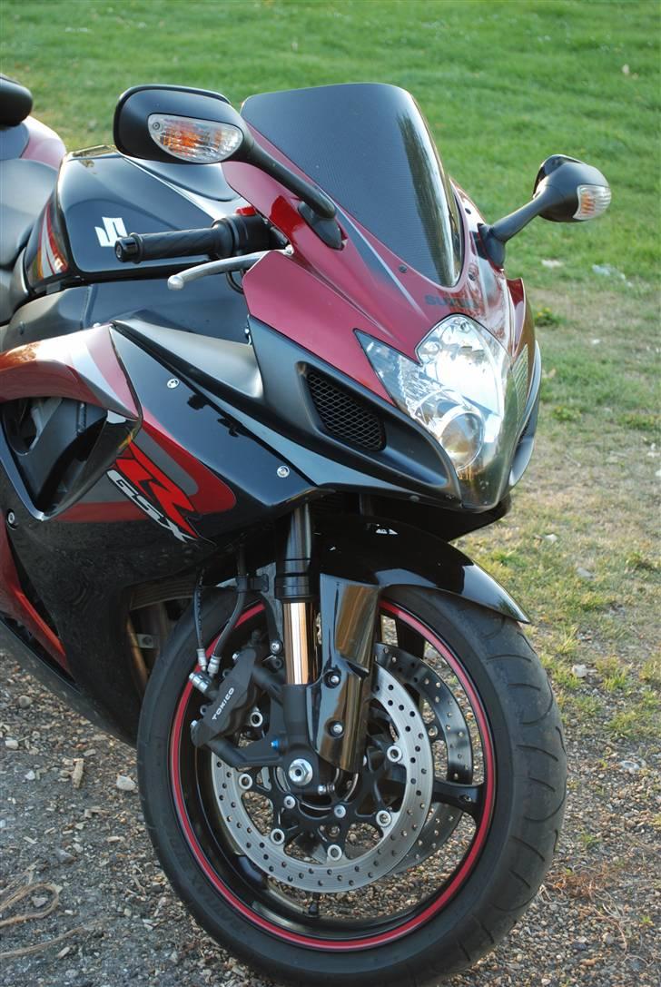 Suzuki GsxR 750 - det er ikke en knallert..... grrrrrr :o) billede 1