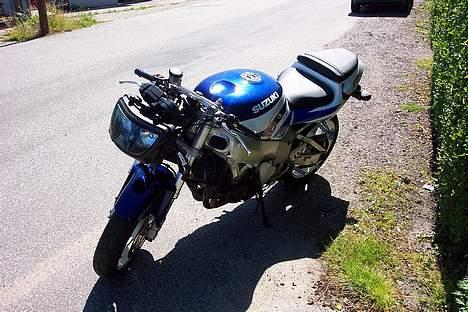 Suzuki GSX-R750 (Frederikshavn) - Bad ass streetfighter billede 9