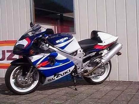 Suzuki TL1000R billede 1