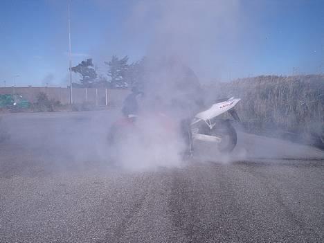 Honda CBR 600 F4 (Hjørring) - Nu sker der noget:-) billede 3