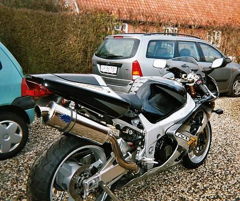 Suzuki GSX-R 1000 K1 - God røv og god weekend! billede 2