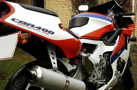 Honda CBR 400 RR FireBlade RIP billede 5