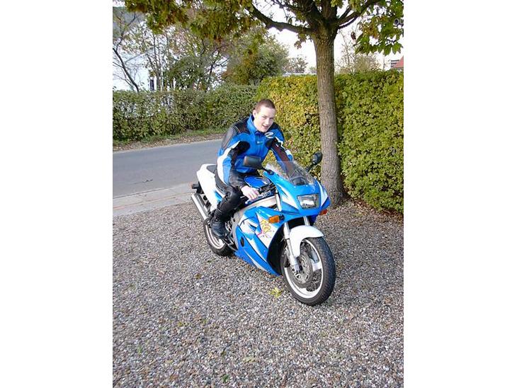 {{currentPhoto.altText}} billede {{currentPhoto.number}}