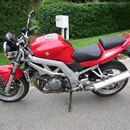 Suzuki SV1000streetfighter solgt