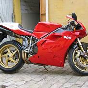 Ducati 996