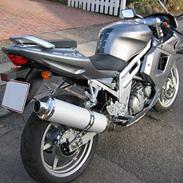 Hyosung GT 650 R