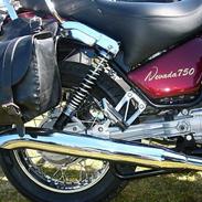 Moto Guzzi Nevada