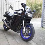 Suzuki GSX 600 F Pirat