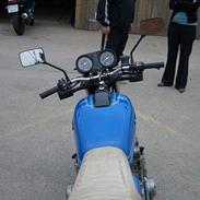Suzuki GS550 E