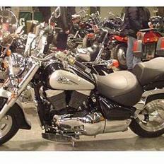 Suzuki Intruder 1500 lc