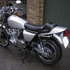 Kawasaki SR 650