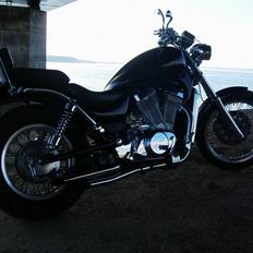 Suzuki vs 700 intruder
