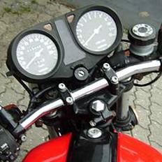 Suzuki gs 550 *SOLGT*
