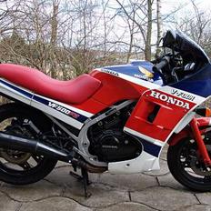 Honda VF 500 F2   ***Solgt***