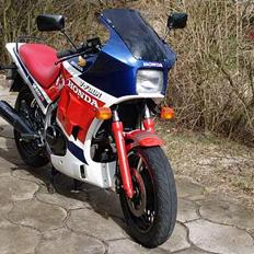 Honda VF 500 F2   ***Solgt***