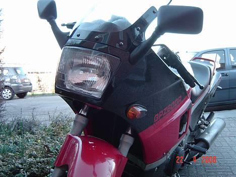 Kawasaki GPz600R/GPZ 600 R/ZX600A Solgt :-( - Mc. monteret med uorginale blinklys billede 4