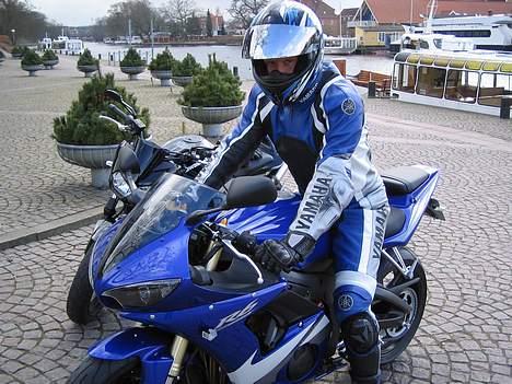 Yamaha YZF R6 billede 11