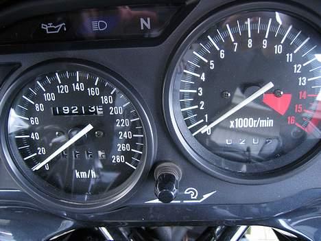 Kawasaki zzr 600 - Har ikke rundet de 20.000 km endnu.. billede 3