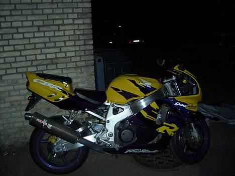 Honda CBR 900 Fireblade billede 3