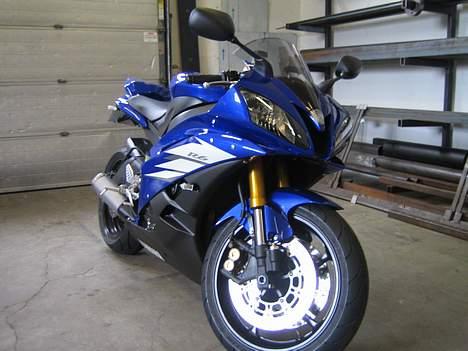 Yamaha "solgt" yzf r6 billede 2