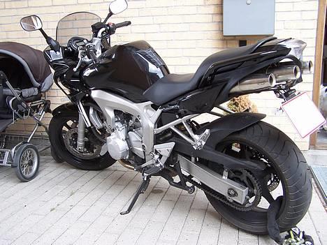 Yamaha FZ6-S Fazer SOLGT!!! billede 2