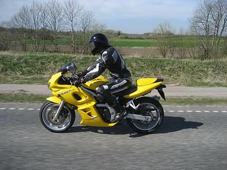 Suzuki Sv 650s  --SOLGT-- billede 2