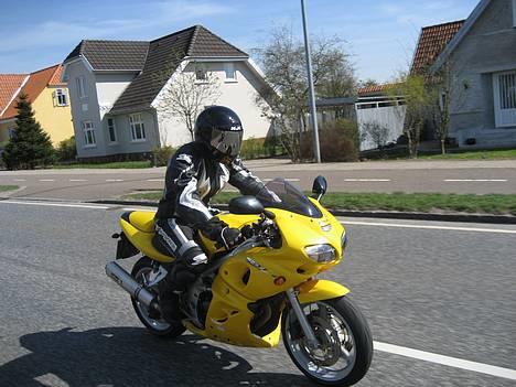 Suzuki Sv 650s  --SOLGT-- billede 3