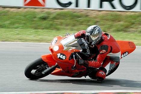 Yamaha YZF R6 SOLGT!! billede 1