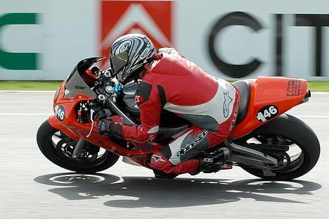 Yamaha YZF R6 SOLGT!! billede 3