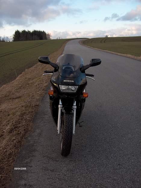 Honda CB500 - Trækker luft ude på landevejen billede 9