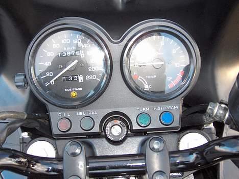 Honda CB500 - Trækker luft ude på landevejen billede 10