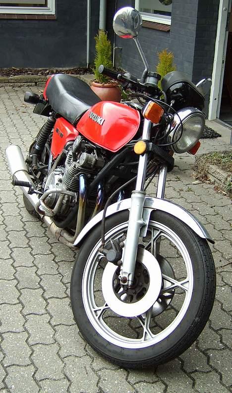 Suzuki gs 550 *SOLGT* billede 4