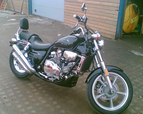 Honda super magna - Først dag i DK billede 2